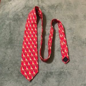 Brooks Brothers Tie Red giraffe wearing a tie